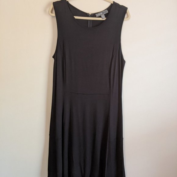 Donna Ricco Dresses & Skirts - New Donna Rico Black knit low flared hem drop waist dress, size 2X